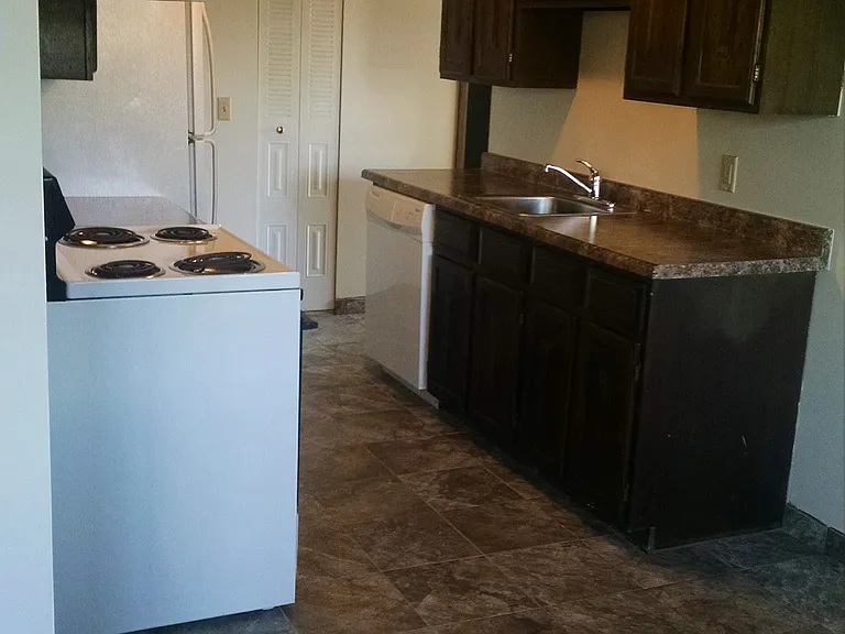1190 Cannon Valley Pl #10 — Photo 8