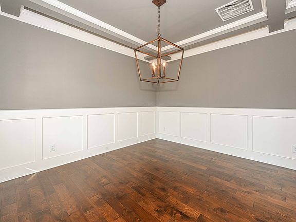 5th image of 289 Bryson Lake Cir
