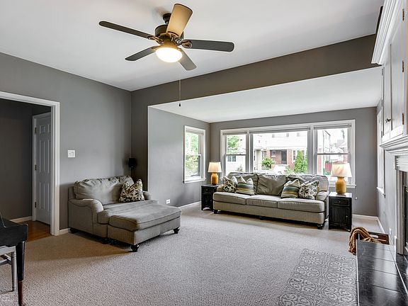 2nd image of 5133 W Berenice Ave