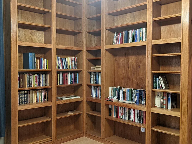 office with built-in bookshelves