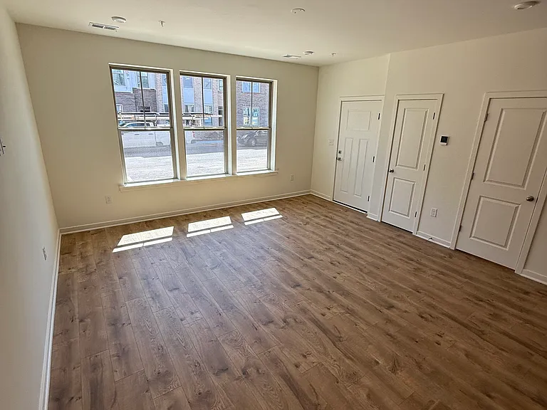 20966 Bluebird Sq #141 — Photo 7