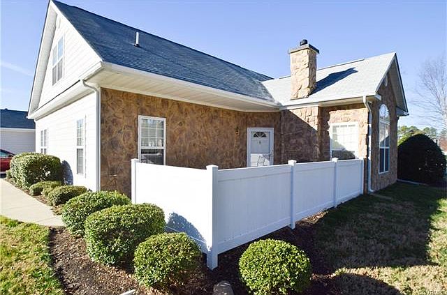 1st image of 1802 Aston Ln #B