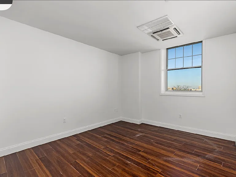 3100 Bergenline Ave #304 — Photo 5