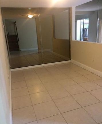 5th image of 9660 Fontainebleau Blvd APT 8