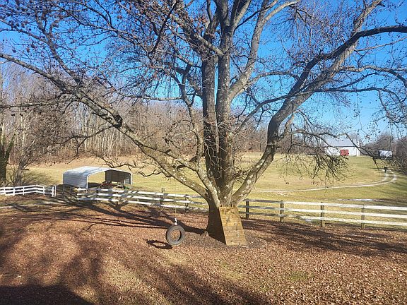 4th image of 5824 N Orient St