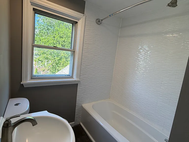 1353 Cambria St — Photo 27