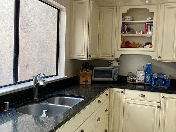 5th image of 1919 Alameda De Las Pulgas APT 111