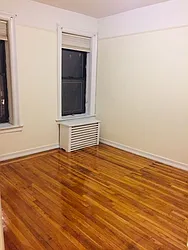 Rented by Roberto Guilbet, LREB