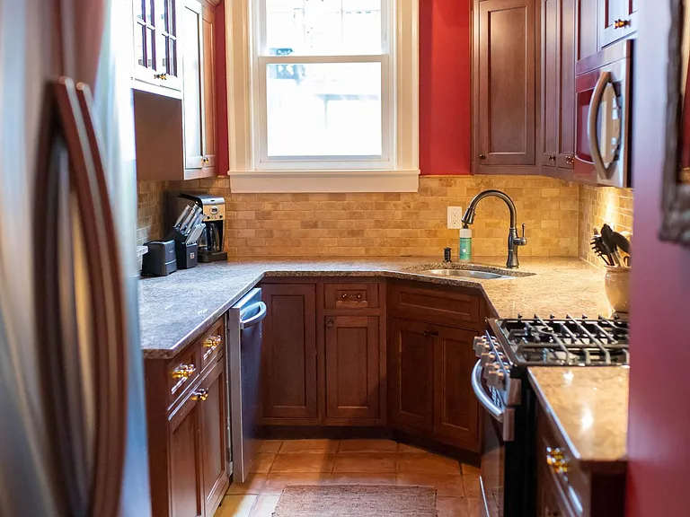 600 Clay Ave #1 — Photo 21