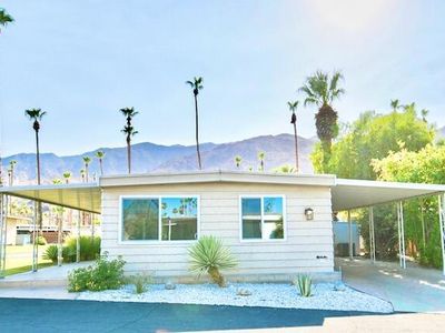 136 Mecca St, Palm Springs, CA, 92264