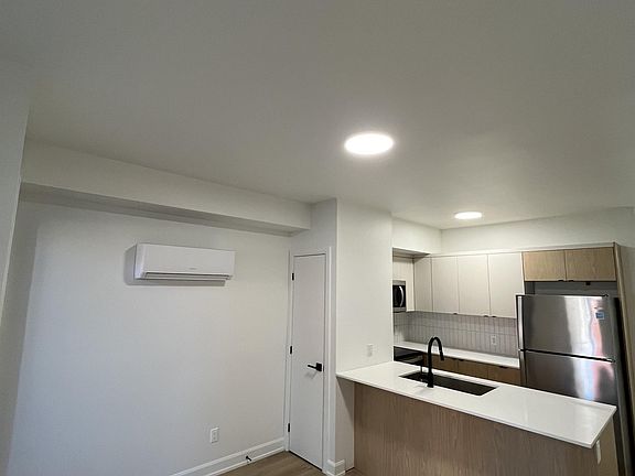 4th image of 4 Monk St Basement 1