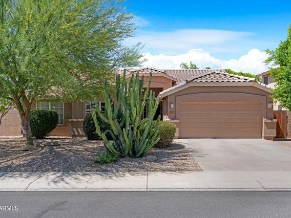 4236 E MILLBRAE Lane, Gilbert, AZ 85234