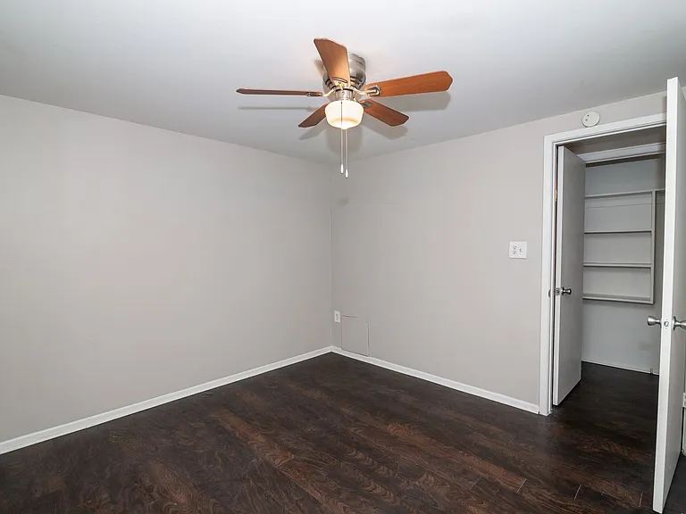 Dexter Street Apartments — Photo 52