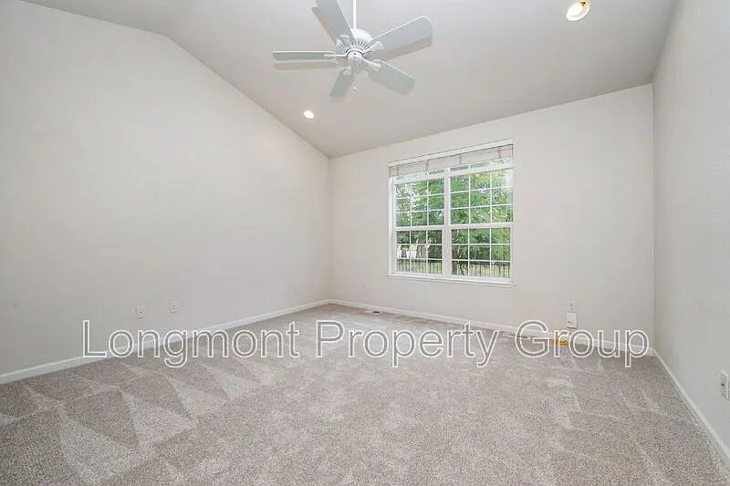 1333 Charles Dr #20