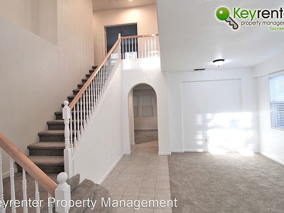 2nd image of 2890 Belle Fleur Way