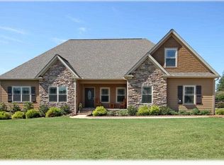 109 Country Mist Dr, Greer, SC 29651