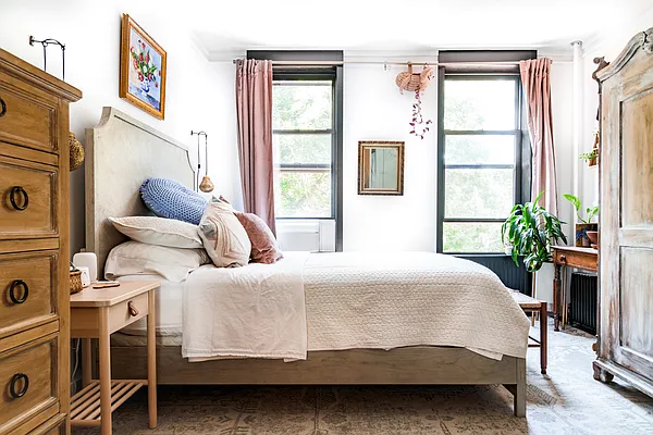 Rented by Charney Real Estate LLC | media 17