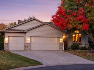 4896 Spruce Ln, Savage, MN 55378