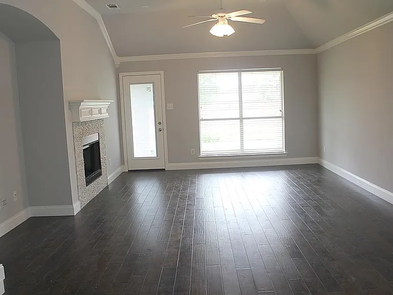 2616 Cascade Cove Dr — Photo 9