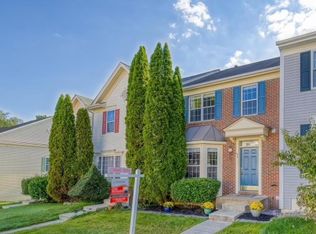 9472 Black Hawk Ct, Manassas Park, VA 20111