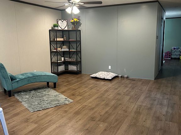2nd image of 12901 NE 10th St Unit 106