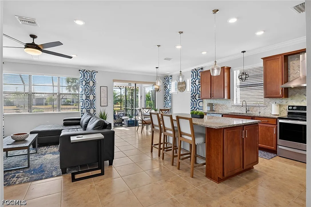 2 bed, 2.0 bath, 1685 sqft, $4,000 — Photo 4