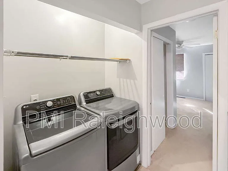 1275 Teakwood Pl — Photo 16