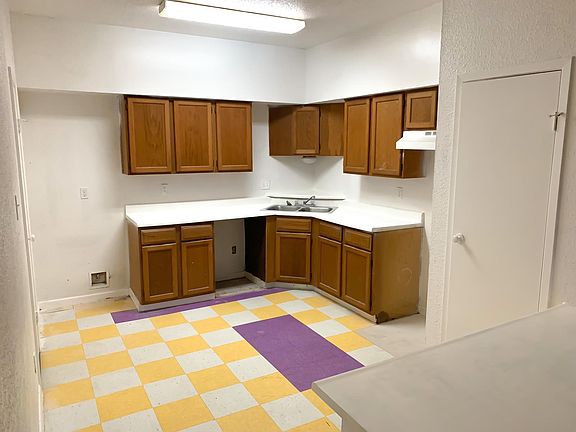 5th image of 9803 Club Creek Dr APT 6