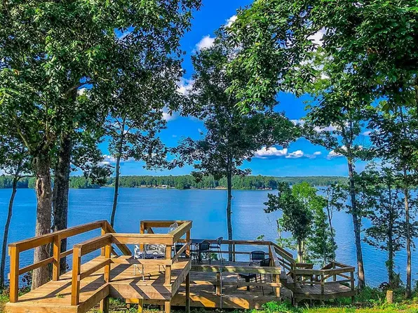 120 Blackberry Cove Rd, Deatsville, AL 36022