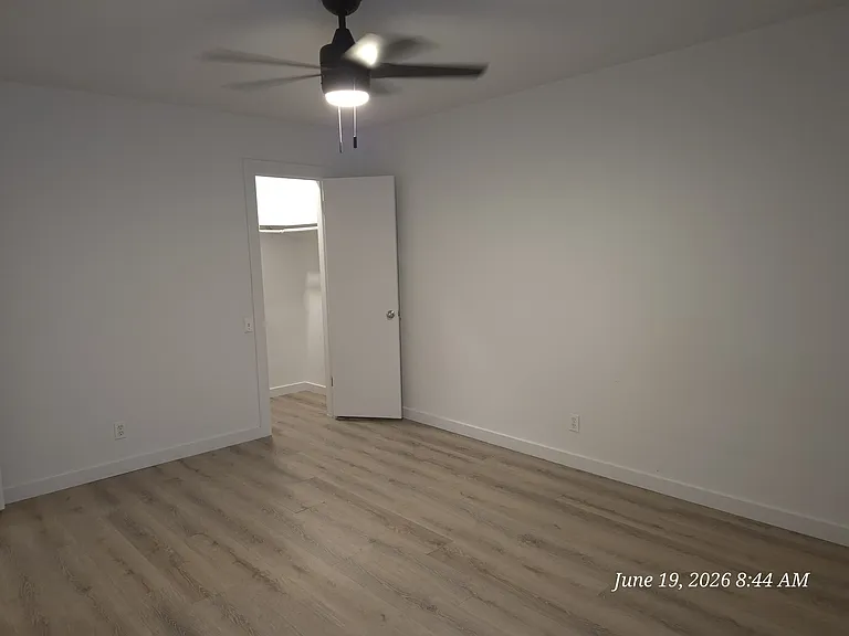 1800 E Stewart St #136 — Photo 5