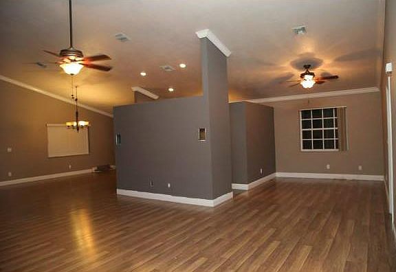 5th image of 6010 SW 58th Ct