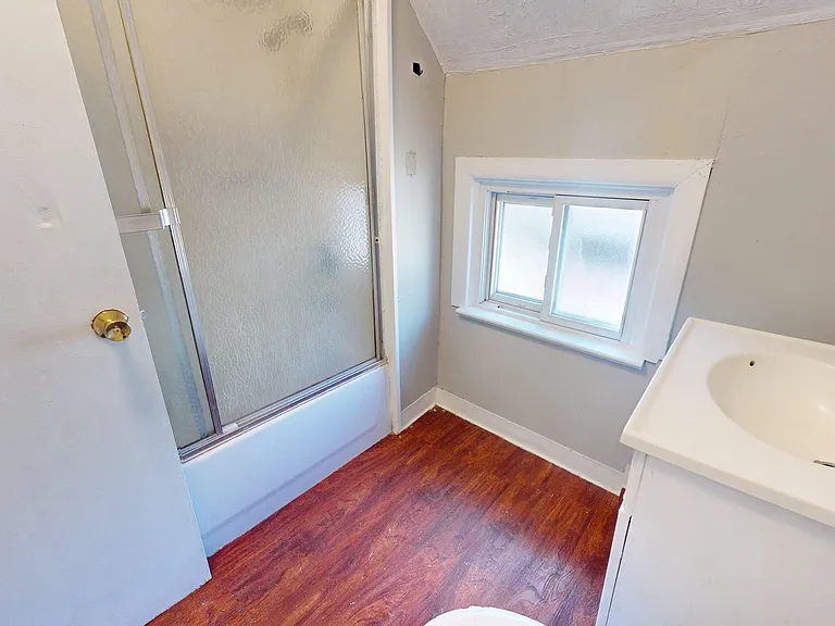 3452 W 44th St — Photo 24