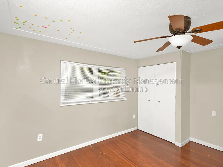 226 S Hill Ave — Photo 14