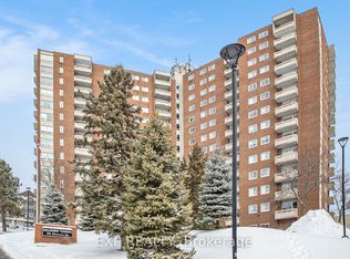 915 Elmsmere Rd #706, Ottawa, ON K1J8H8