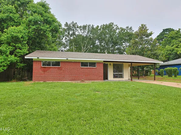 319 Queen Margaret Ln, Jackson, MS 39209