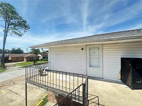 2nd image of 144 Rosalie Dr APT C