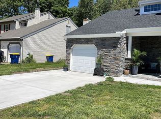 1237 S Farmview Dr, Dover, DE 19904
