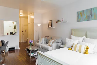 Rented by Bond New York