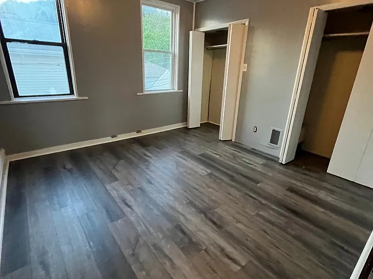 1 Center Ave #4 — Photo 6