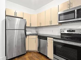 409 Broadway #4L, Brooklyn, NY 11211