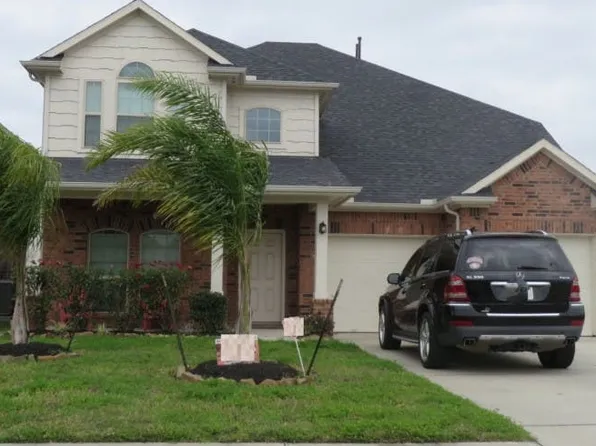 5023 Cove Ct, Bacliff, TX 77518