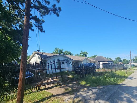 2nd image of 7825 Sparta St
