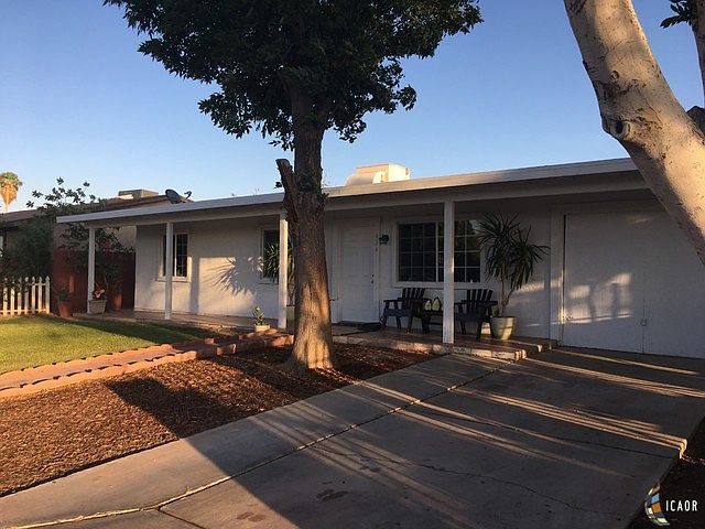 1st image of 634 W Palm St