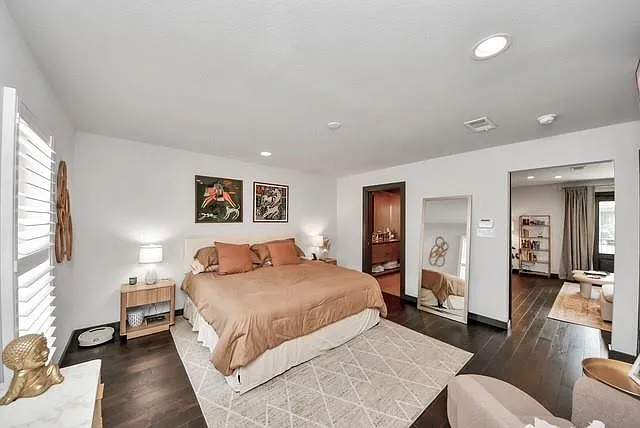 1410 Hyde Park Blvd #203 — Photo 27