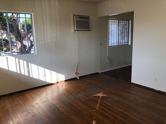 3rd image of 1150 S Montebello Blvd