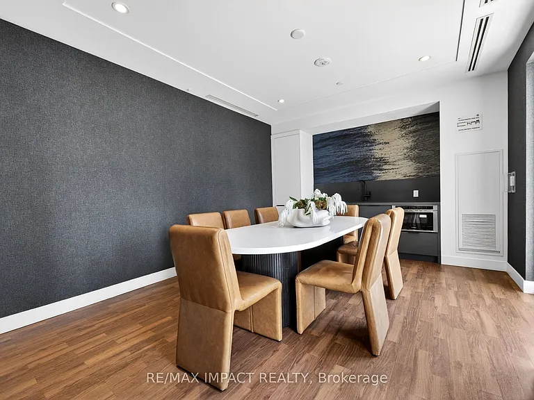 308 Jarvis St #813 — Photo 36