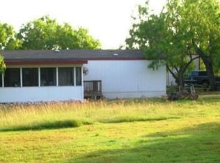 118B Island Dr, Lake City, TX 78368