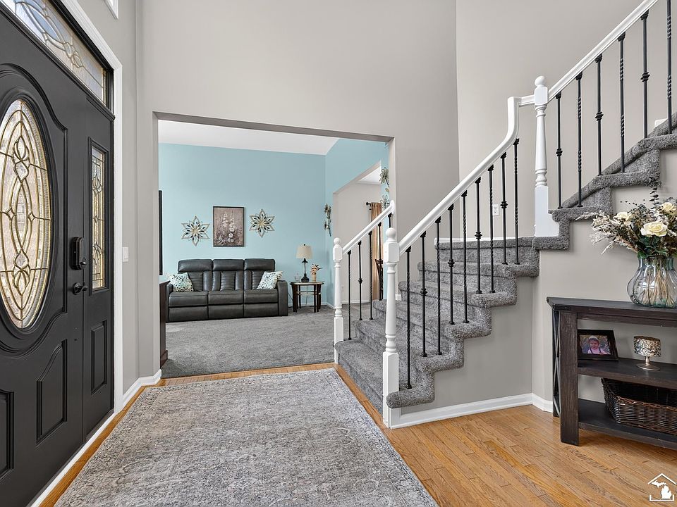 23346 Fredericks Dr, photo 5