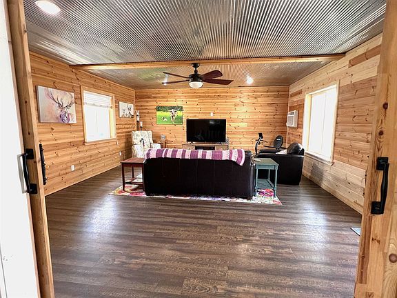 3rd image of 304 Cozahome Rd