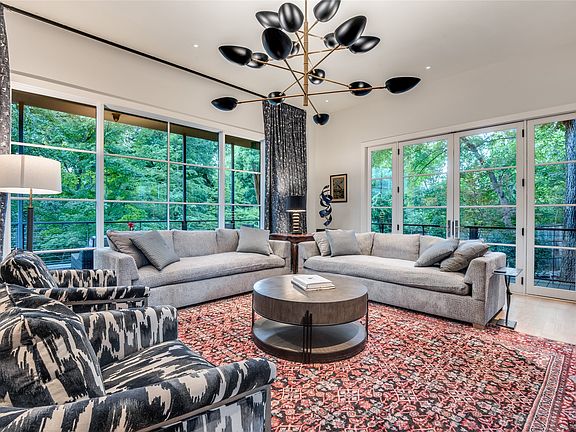 5th image of 645 Kessler Reserve Ct